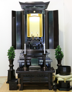 厨子型中古仏壇　黒檀　K007のサムネイル画像