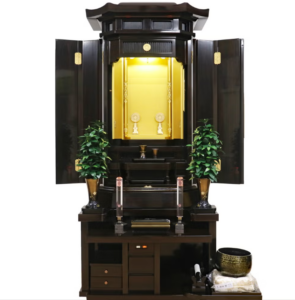 創価 家具調中古仏壇 B1374 紅雲 黒檀：人気モデル「紅雲」収納型：最高級仏具＆クリスタルキャンドル完備！