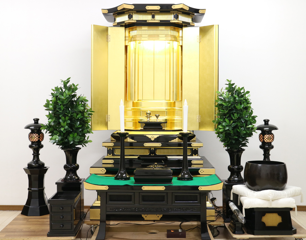 創価学会仏壇専門店桜梅桃李.comより創価学会厨子型中古仏壇700を発売致します。
