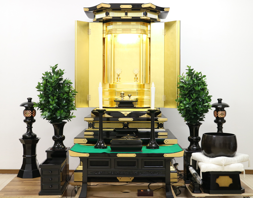 創価学会仏壇専門店桜梅桃李.comより創価学会厨子型中古仏壇700を発売致します。