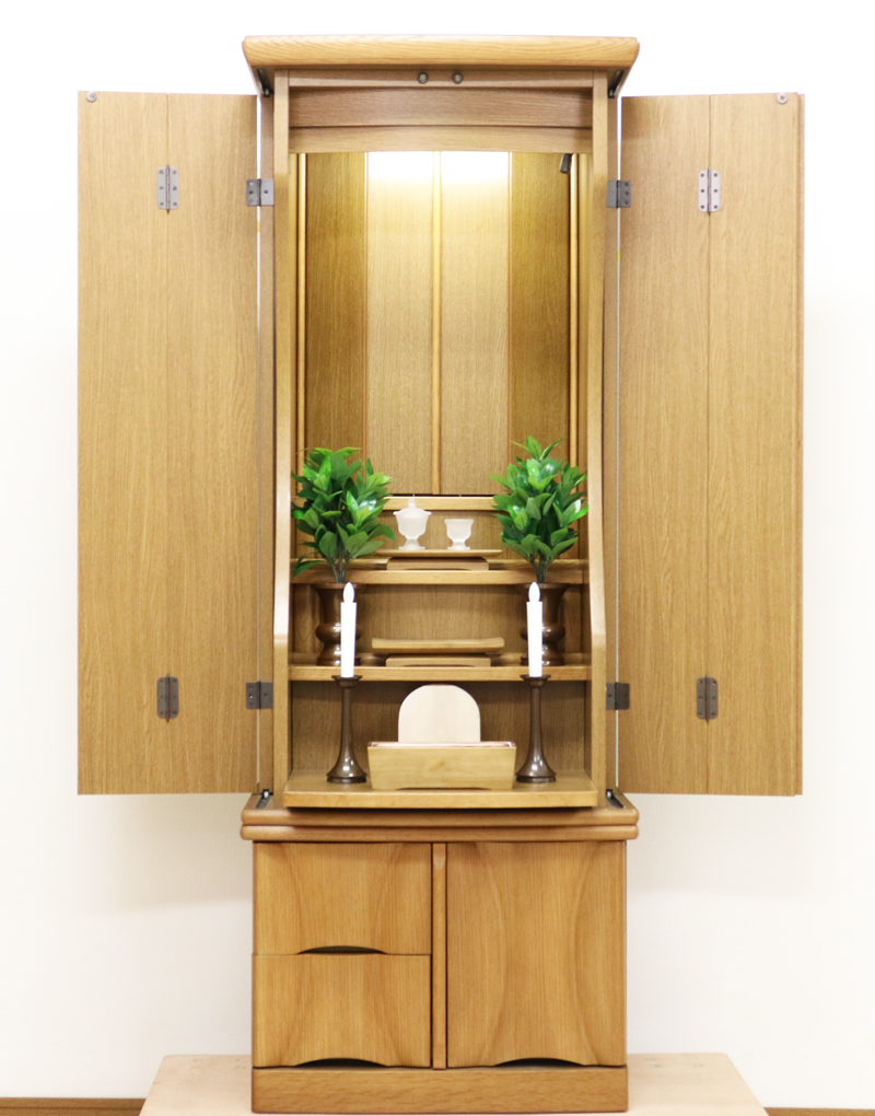 金剛堂製の二段重ねの家具調電動仏壇です。製品名 	創価学会　家具調電動中古仏壇726金剛堂製 設置 和室・洋室・拠点にも最適です 。