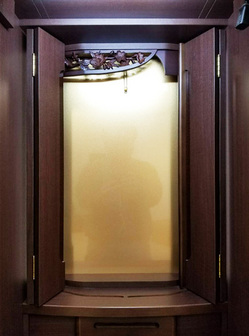 創価仏壇の厨子金板交換