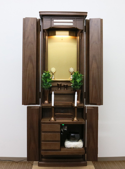 情熱店長：創価学会 家具調仏壇 「エトラント」 ウォールナット展示販売中！