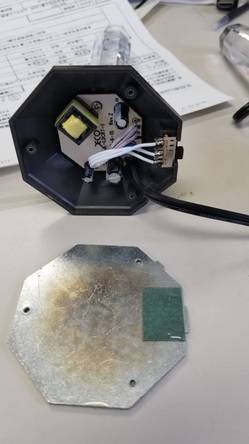 創価仏壇クリスタルキャンドルに不具合が見つかり、交換しました。