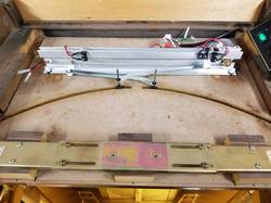 意外に簡単な創価仏壇の自動開閉機の設置です。