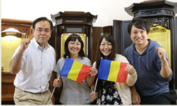 新築予定で仏壇の購入を貴店で検討中、納品と引取と別の日程、場所で可能でしょうか？