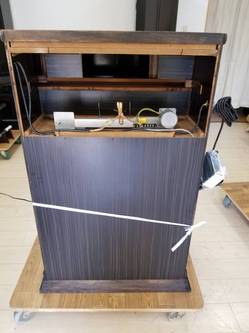 関西のお客様より30年ぐらい前の金剛堂さんの仏壇の修理を頼まれました。