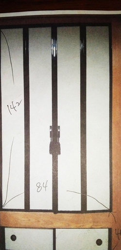 福岡県のお客様より半間の上の置くちょうど良い仏壇を探しています：問わせありました