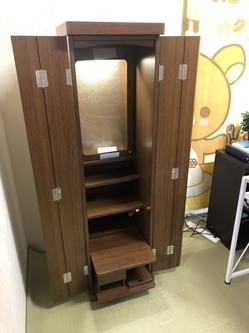 沖縄にお仏壇が到着しました。しっかりご安置できました。
