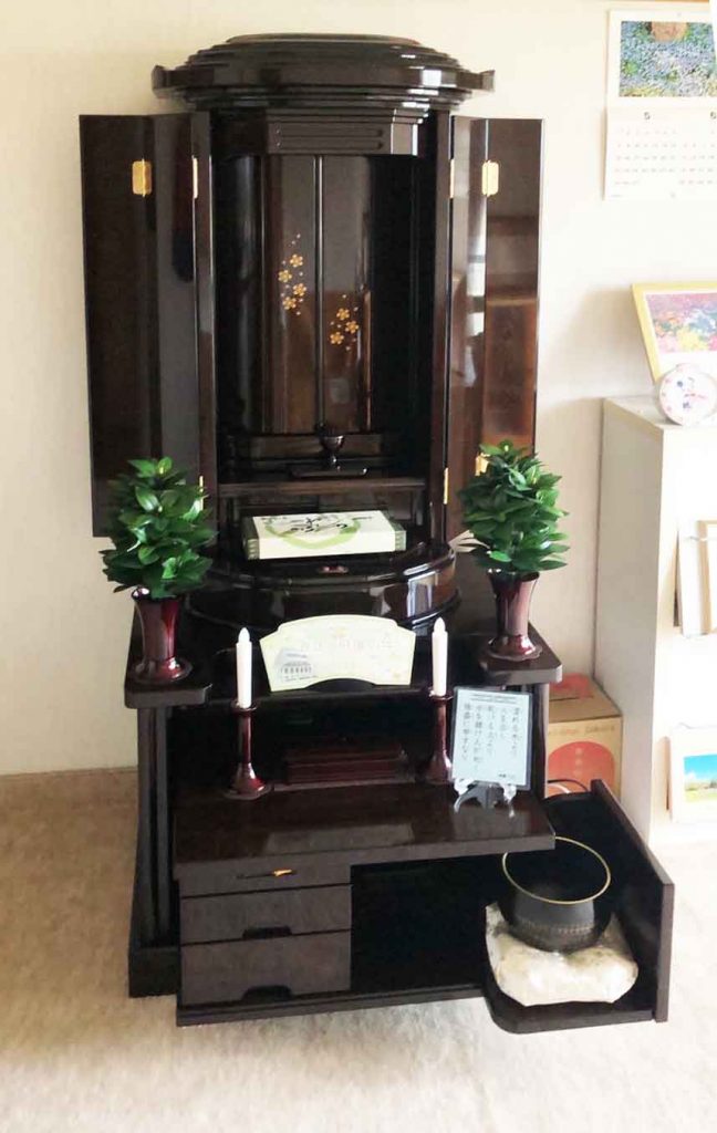 実物をみての購入でなかったので、多少不安がよぎりましたが、思った以上のお品で大変満足しています