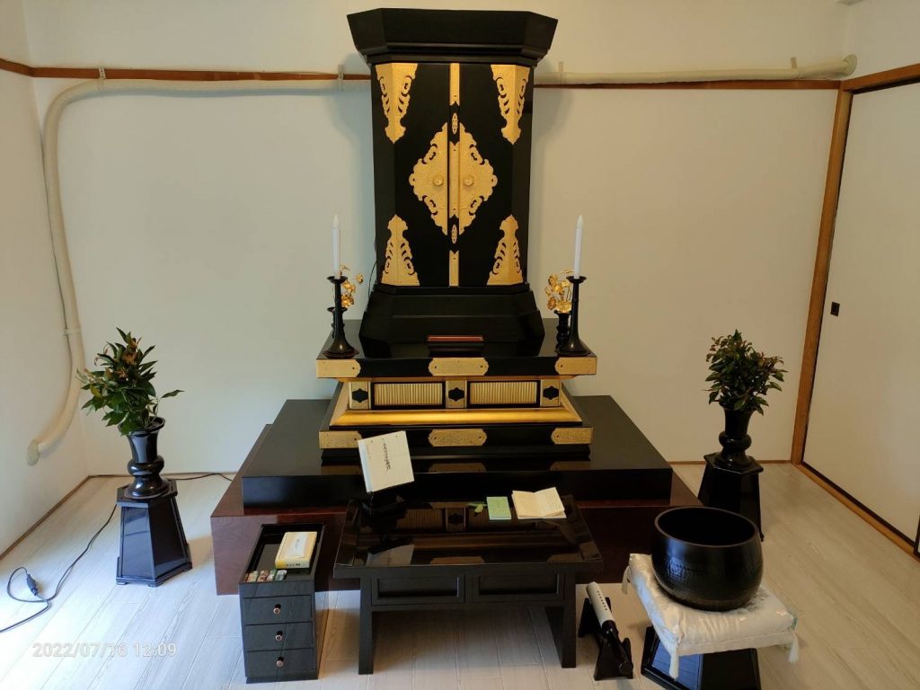 私は、まだ２５歳でして、桜梅桃李.comでお仏壇を購入できることを夢見ておりました。