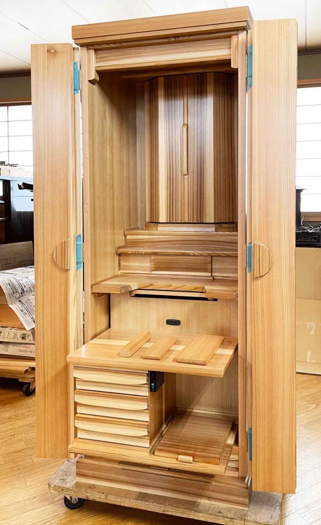 桜梅桃李オリジナル 吉野杉無垢材使用 創価家具調スペシャル受注生産先着５名のみお造りアレンジ相談できます６月より展示見学会開催します