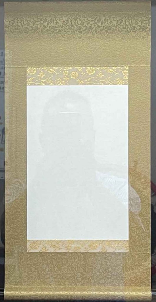 ご本尊の表装替えよりしみ抜きだけならお安くなりますか？との問い合わせが有りました。