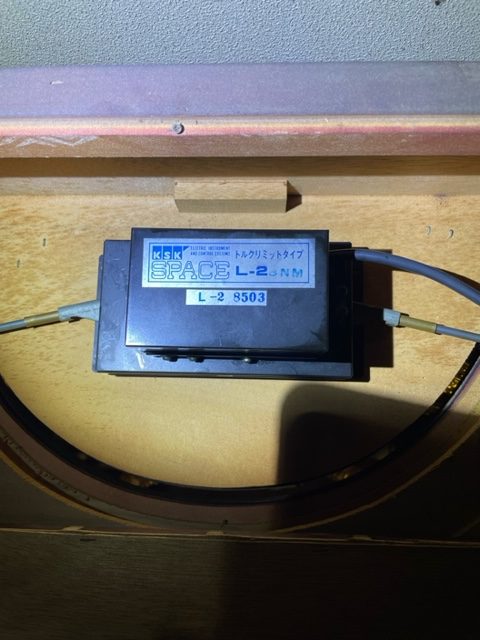 創価仏壇：４０年以上前の自動開閉器故障しています。交換品は有りませんか？