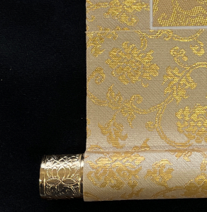 なんと香港SGIメンバーからご本尊様の表装替えのお問い合わせを頂きました。