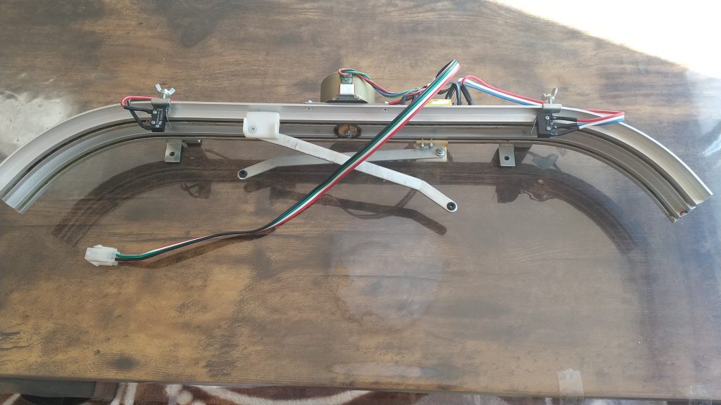 創価仏壇故障：自動開閉器の故障の場合の対応は２つ：①出張修理②機械を外して修理する