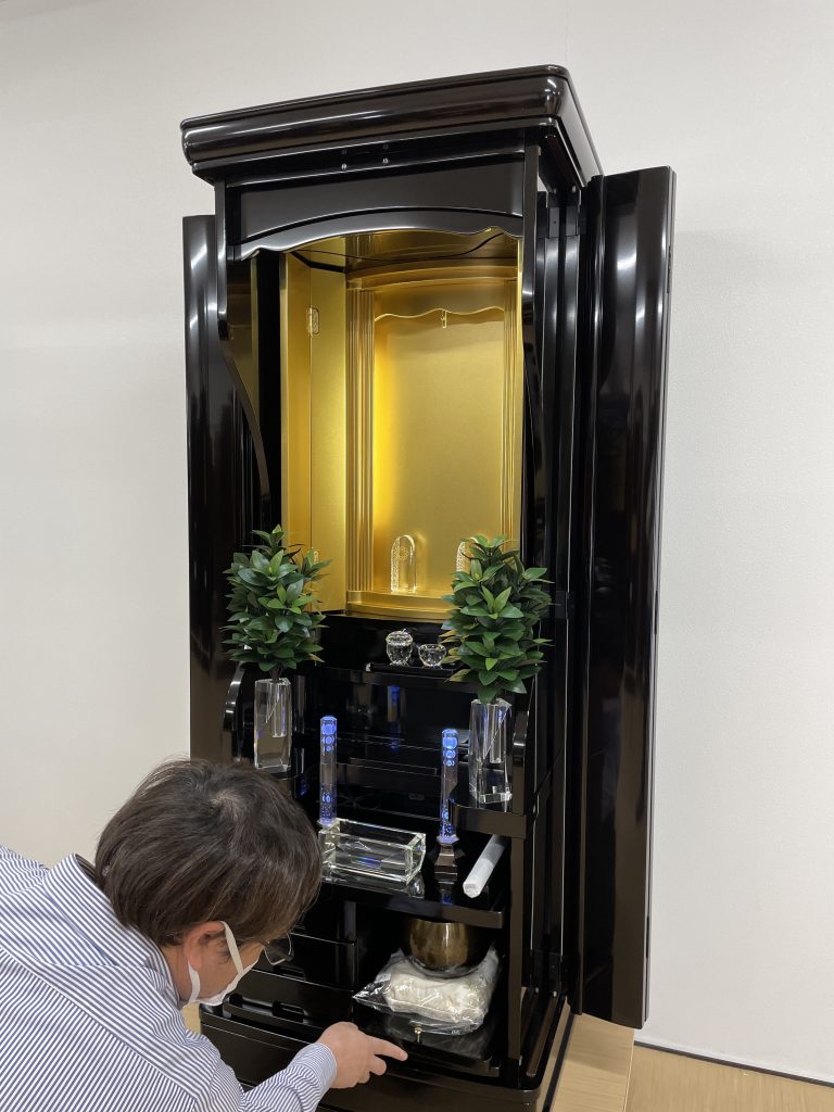 創価中古仏壇1228:「グレース・黒檀」撮影：まもなく商品販売したます！