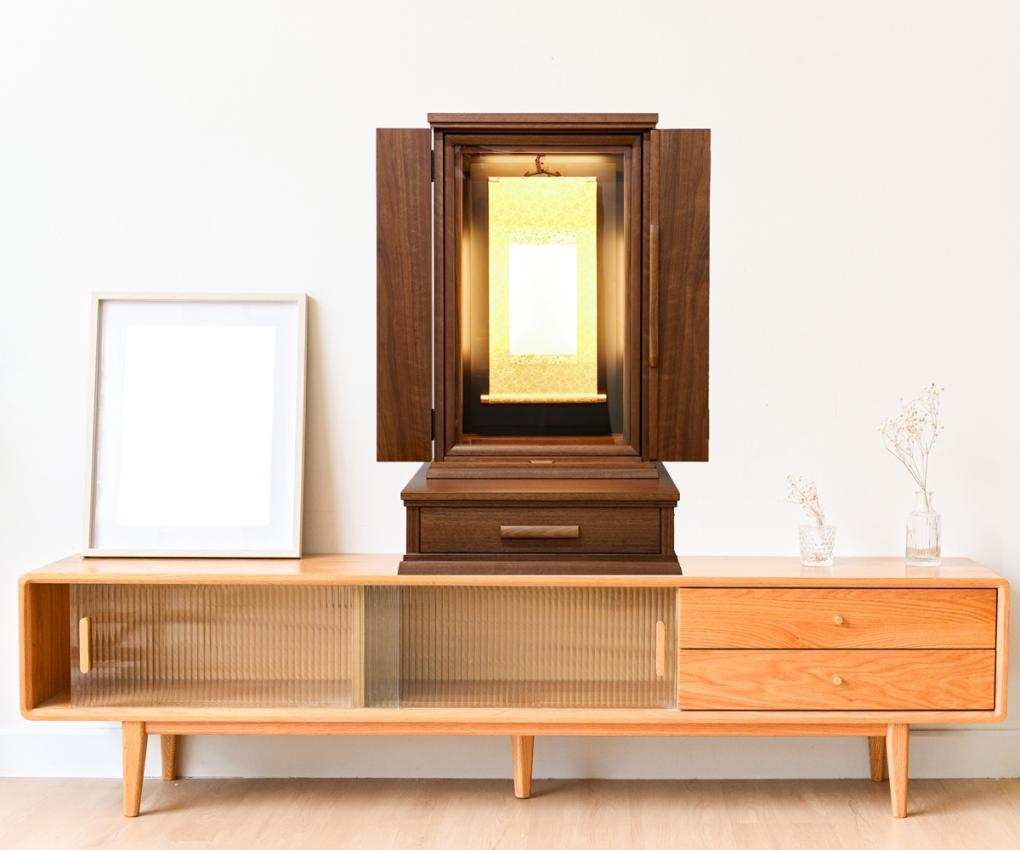 こんなお仏壇はいかがでしょう！？あなたの「人間革命」を照らす、光の舞台「虚空厨子001」 引き出し付きのお買い得品