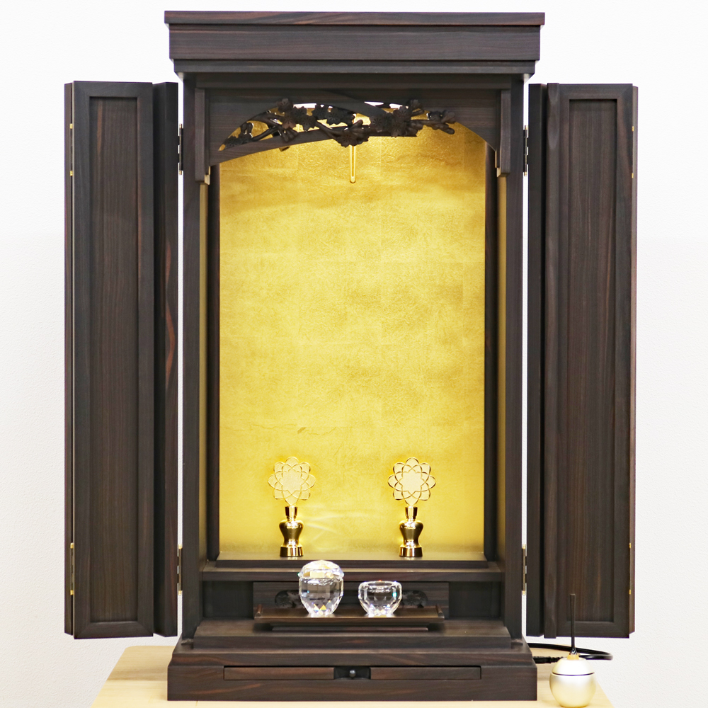 創価学会 中古仏壇 1324 桜結び 本黒檀:お待たせしました！大きな仏壇から小さくしたい方で存在感ある本黒檀の仏壇希望の方に最適