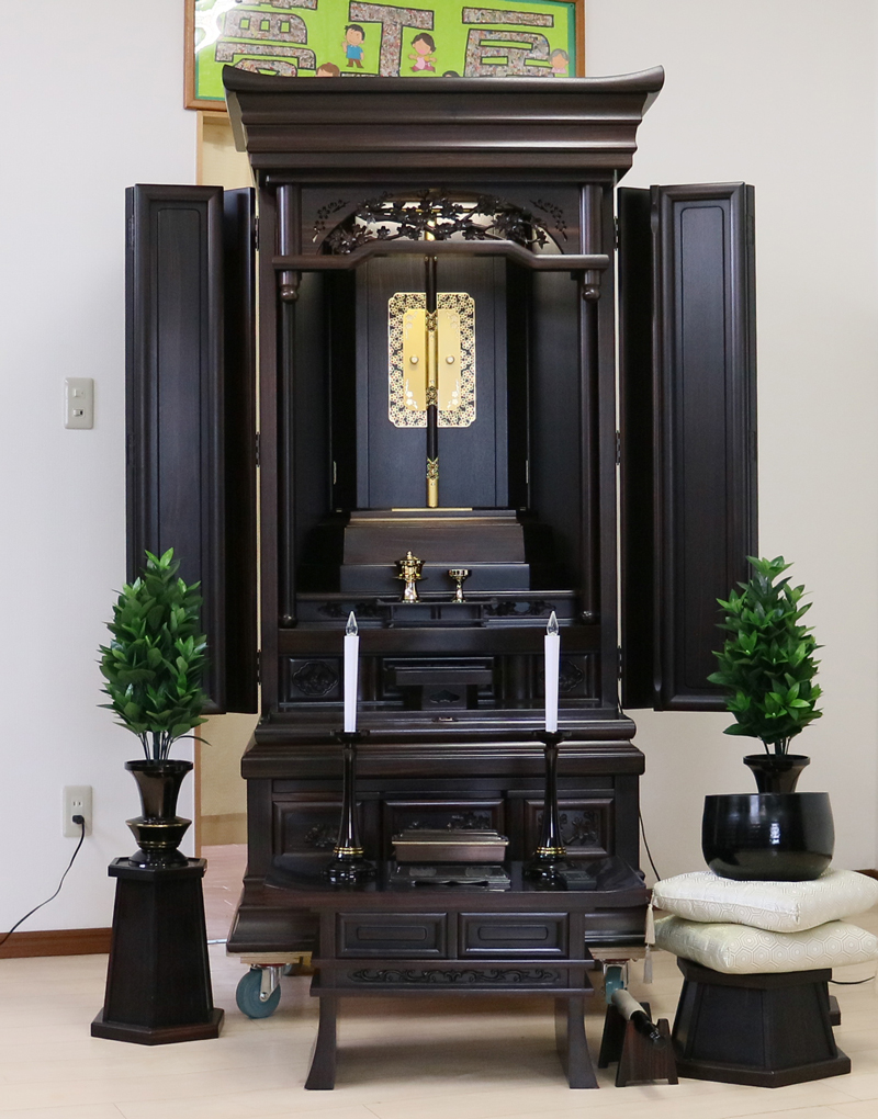 創価学会厨子型中古仏壇560　金剛堂「金剛桜」仏具一式付き　創価学会仏壇専門店桜梅桃李.comより発売業界最安値・激安販売中です。拠点・個人会館・地区拠点・支部拠点・本部拠点に最適和室男子部拠点に