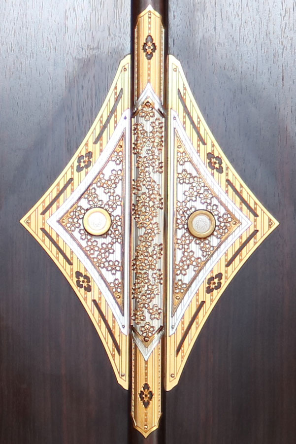 創価学会仏壇専門店桜梅桃李.com 創価学会厨子型中古仏壇540　金剛堂　櫻彫刻　レイアウト