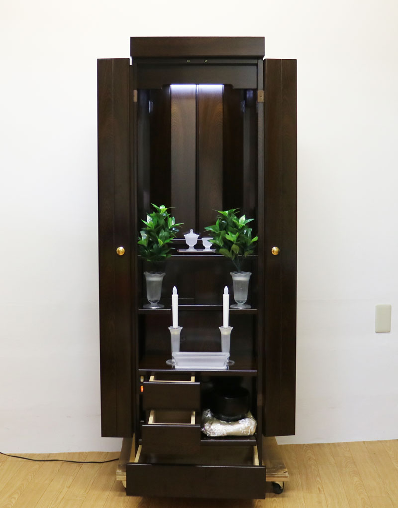 創価学会仏壇専門店桜梅桃李.comより、創価学会家具調中古仏壇鉄刀木B549　激安最安値で発売いたします。コメット、新世紀3型、