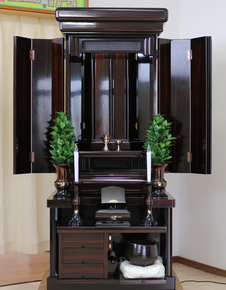 創価学会仏壇厨子型中古仏壇559　和室・会場に最適創価学会仏壇専門店桜梅桃李.comより.comより最安値で販売しております。　