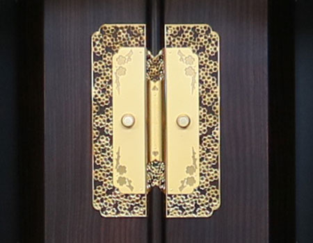 創価学会厨子型中古仏壇560 金剛堂「金剛桜」仏具一式付き 創価学会仏壇専門店桜梅桃李.comより発売業界最安値・激安販売中です。拠点・個人会館・地区拠点・支部拠点・本部拠点に最適和室男子部拠点に