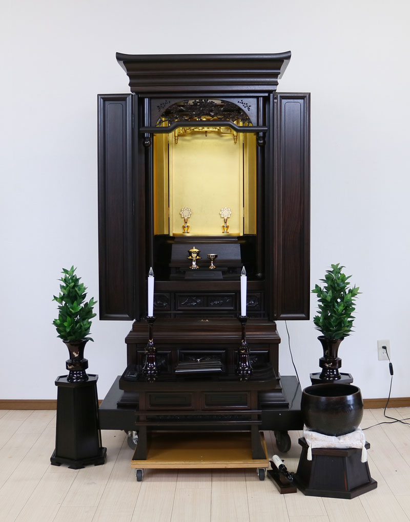 創価学会厨子型中古仏壇560　金剛堂「金剛桜」仏具一式付き　創価学会仏壇専門店桜梅桃李.comより発売業界最安値・激安販売中です。拠点・個人会館・地区拠点・支部拠点・本部拠点に最適和室男子部拠点に