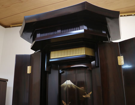 創価学会中古仏壇　厨子型　B562　創価学会仏壇専門店桜梅桃李.com拠点会場に。激安最安値で販売中です