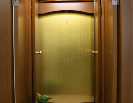 創価学会家具調中古仏壇566　ワンルーム・マンション・洋間・リビングダイニングに最適です。