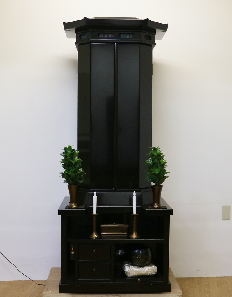 創価学会厨子型中古仏壇572和室拠点会場に最適 六畳間八畳間 床の間 男子部 創価学会仏壇 SGI仏壇 最安値創価学会仏壇専門店桜梅桃李.comより発売