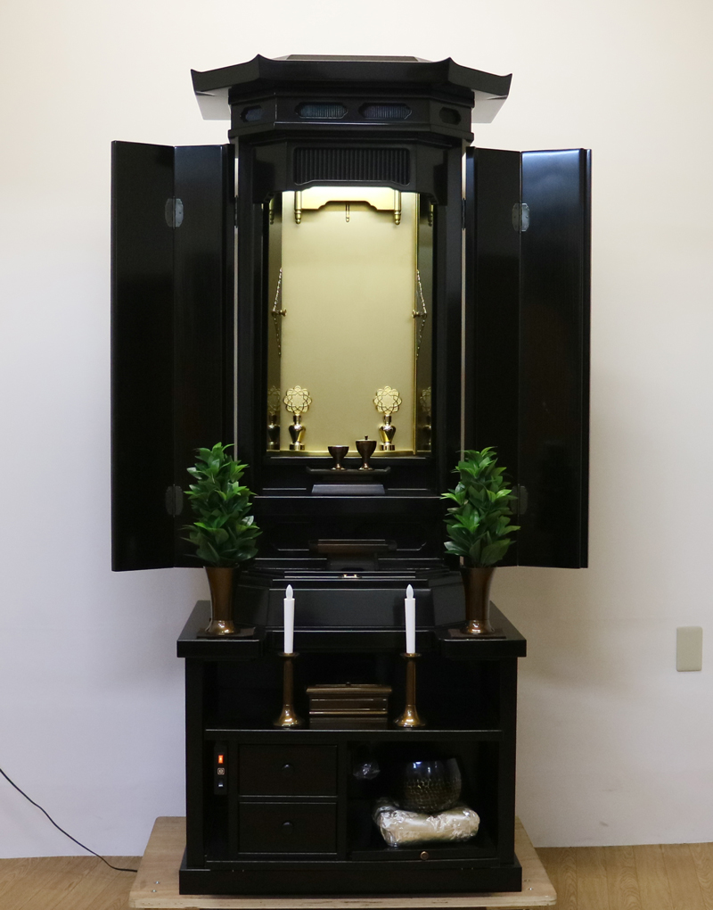 創価学会厨子型中古仏壇572和室拠点会場に最適 六畳間八畳間 床の間 男子部 創価学会仏壇 SGI仏壇 最安値創価学会仏壇専門店桜梅桃李.comより発売