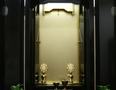 創価学会厨子型中古仏壇572和室拠点会場に最適 六畳間八畳間 床の間 男子部 創価学会仏壇 SGI仏壇 最安値創価学会仏壇専門店桜梅桃李.comより発売