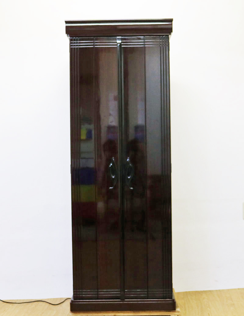 創価学会家具調仏壇中古579　和室洋室リビングダイニングキッチンワンルームに最適　最安値で販売しております。女子部男子部婦人部に大人気　白ゆりの蒔絵とすずらんが特徴的桜梅桃李.comより発売