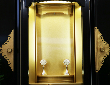 創価学会厨子型仏壇　拠点・会場・和室に最適　支部拠点地区拠点　本部拠点　男子部　四者　黒檀　大型仏壇　SGI仏壇　中古B580　創価学会仏壇専門店桜梅桃李.comより発売