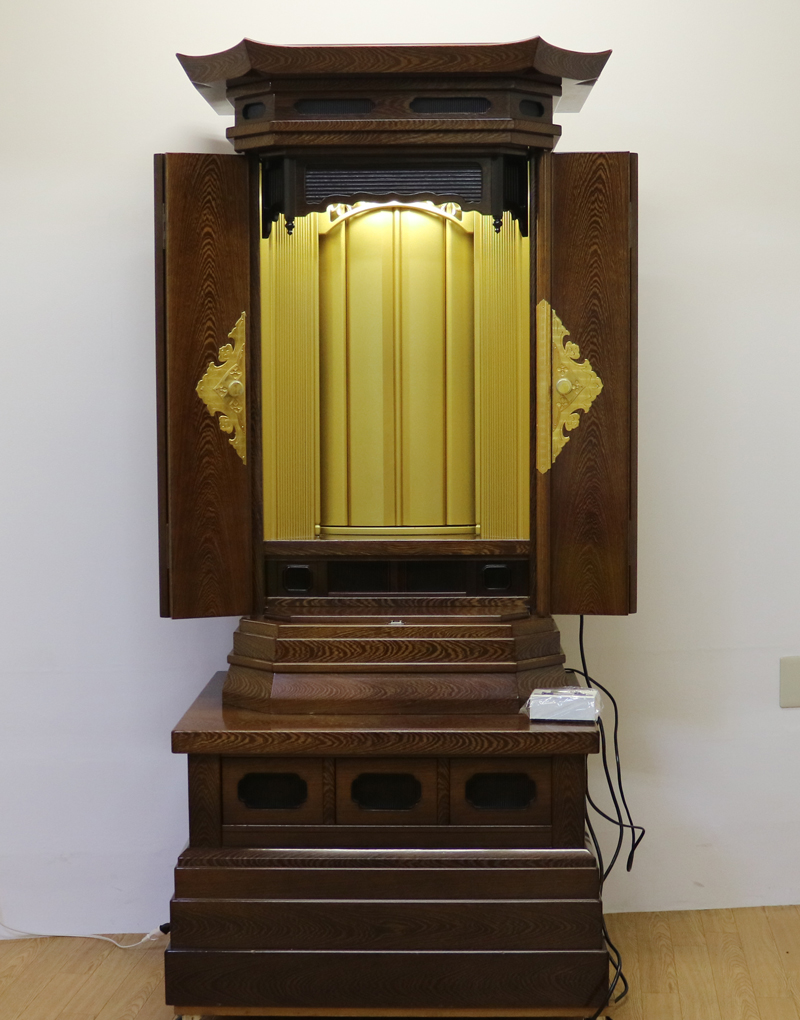 創価学会中古仏壇大型厨子型　B585　会場・拠点・最安値・激安・訳アリ・SGI仏壇