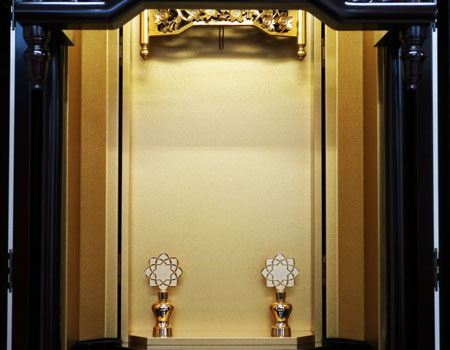 創価学会厨子型中古仏壇589 金剛堂 仏具一式付き 創価学会仏壇専門店桜梅桃李.comより発売業界最安値・激安販売中です。拠点・個人会館・地区拠点・支部拠点・本部拠点に最適和室男子部拠点に