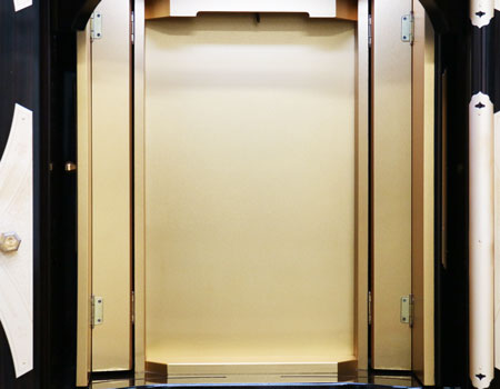 創価学会厨子型中古仏壇 B592 和室・拠点に最適 仏具なしB級仏壇 訳アリ大特価 格安で販売いたします。 創価学会仏壇専門店桜梅桃李.comより発売いたします