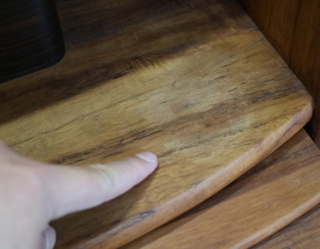 創価学会中古仏壇593　家具調仏壇　金剛堂モデル　白ゆり　ヨーロピアン　チーク　無垢　洋室・リビング・一人暮らし・引っ越し・新居・結婚に最適　創価学会仏壇の買取中古仏壇販売なら当店にお任せください　格安・激安にて最安値にて販売いたします。　創価学会仏壇専門店桜梅桃李.comが販売いたします