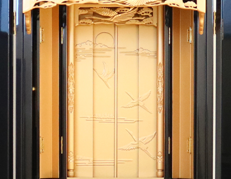 創価学会厨子型仏壇　拠点・会場・和室に最適　支部拠点地区拠点　本部拠点　男子部　四者　黒檀　大型仏壇　SGI仏壇　創価学会厨子型収納仏壇中古601 黒塗り 拠点に最適です。創価学会仏壇専門店桜梅桃李.comより、創価学会仏壇最安値で発売させていただきます。 会場・拠点・最安値・激安・訳アリ・SGI仏壇