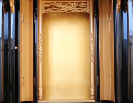 創価学会厨子型収納仏壇中古601 黒塗り 拠点に最適です。創価学会仏壇専門店桜梅桃李.comより、創価学会仏壇最安値で発売させていただきます。 会場・拠点・最安値・激安・訳アリ・SGI仏壇