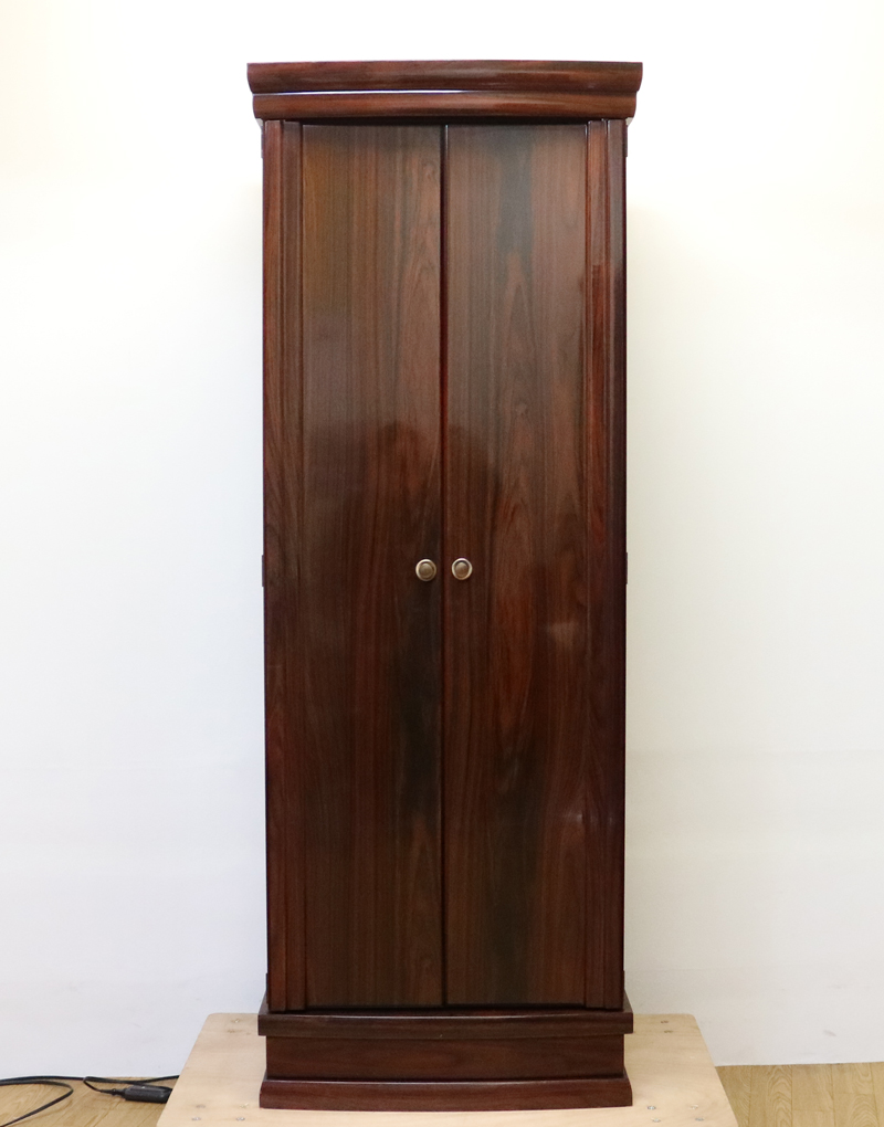 創価学会仏壇専門店桜梅桃李.comより、創価学会家具調中古仏壇B604　紫檀　新世紀ローズ　発売いたします。B級仏壇は、現状渡し、経年劣化傷等ございます。その分お買い求めやすい激安価格で販売いたします。アウトレット・中古仏壇・訳アリ特価等もございます。ぜひ検討くださいませ