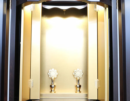 創価学会中古仏壇606　厨子型仏壇 和室・洋室・拠点・会場に最適　格安・激安・最安値にて販売いたします。