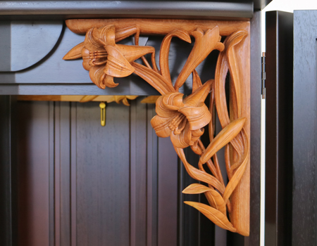 創価学会仏壇専門店桜梅桃李.comより創価学会 中古家具調 仏壇 620 洋室・リビングに最適 金剛堂「521ニヤトー」無垢しらゆり発売いします。こちらの商品は婦人部女子部に大人気の商品で洋室和室問わず設置できます。