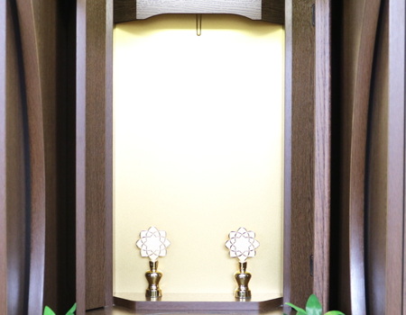 創価学会中古仏壇625　家具調　金剛堂　和室・洋室に最適　格安・激安にて最安値にて創価学会仏壇専門店桜梅桃李.comが販売いたします。