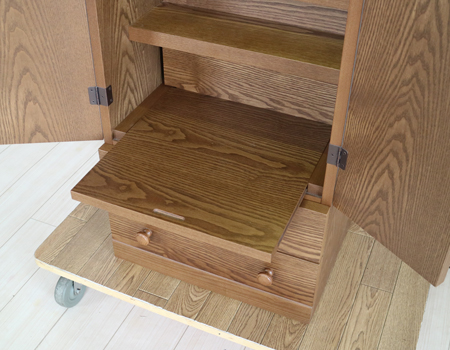 創価学会中古仏壇626　家具調仏壇　ワンルーム・洋室に最適　仏具無し　格安・激安にて最安値にて創価学会仏壇専門店桜梅桃李.comが販売いたします。