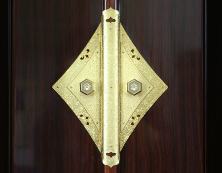 創価学会仏壇専門店桜梅桃李.comより創価学会家具調中古仏壇636紫檀を発売致します。