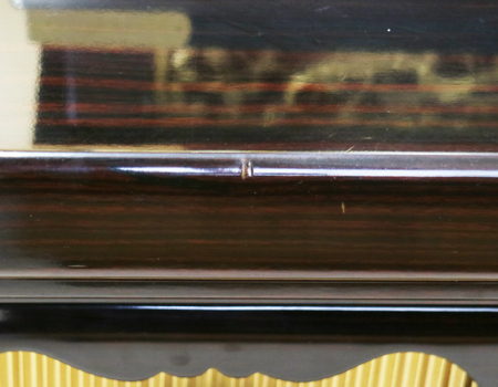 創価学会仏壇専門店桜梅桃李.comより創価学会厨子型中古仏壇経机付き百鳳637を発売致します。