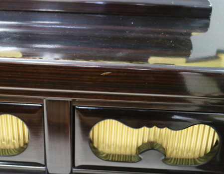 創価学会仏壇専門店桜梅桃李.comより創価学会厨子型中古仏壇経机付き百鳳637を発売致します。